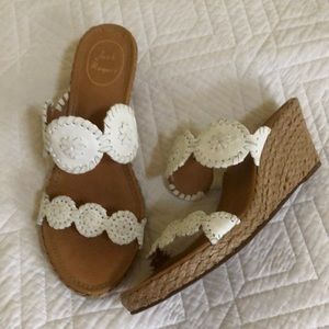 EUC White Jack Rogers Shelby wedge size 8.5